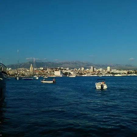 Lucy Lejlighed Split